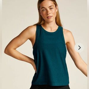 BEYOND YOGA NWT  Forest Green Tank ☘️☘️